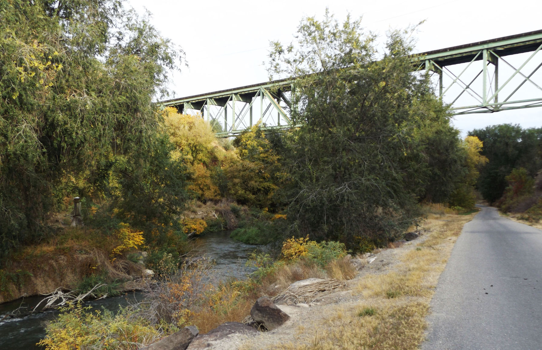 Urban Trail: Old Towne Parkway